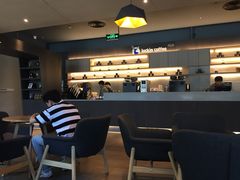-瑞幸咖啡(宝华国际广场店)