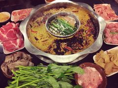 -邓莽子老火锅(中兴路总店)