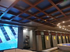 -碧中海汤泉汗蒸酒店