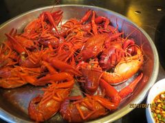 洞庭小龙虾-巴陵全鱼席(湖南老字号汴河街店 )