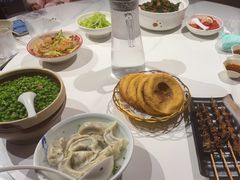 -琥珀老六龙虾(四里河店)