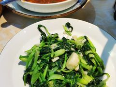 -魏铭鱼头捞饭(晋阳路店)