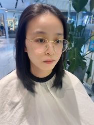 -罗亚帝造型·烫发染发