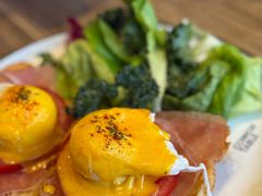 -Common Table · Brunch & Coffee