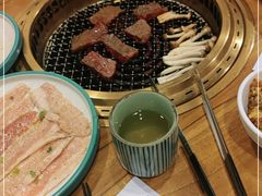 -炼火烤肉店
