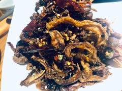 -野山舂·贵州现舂酸汤火锅(鸿通城店)