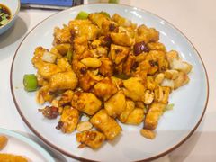 -犇逸·乐山跷脚牛肉·四川现炒(览海店)