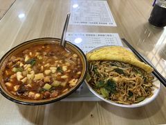 -吴三酸菜麻食酱香面馆(印花布园小区店)