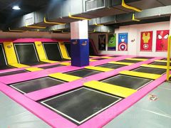 -潮尚蹦蹦床主题公园(韦曲店)