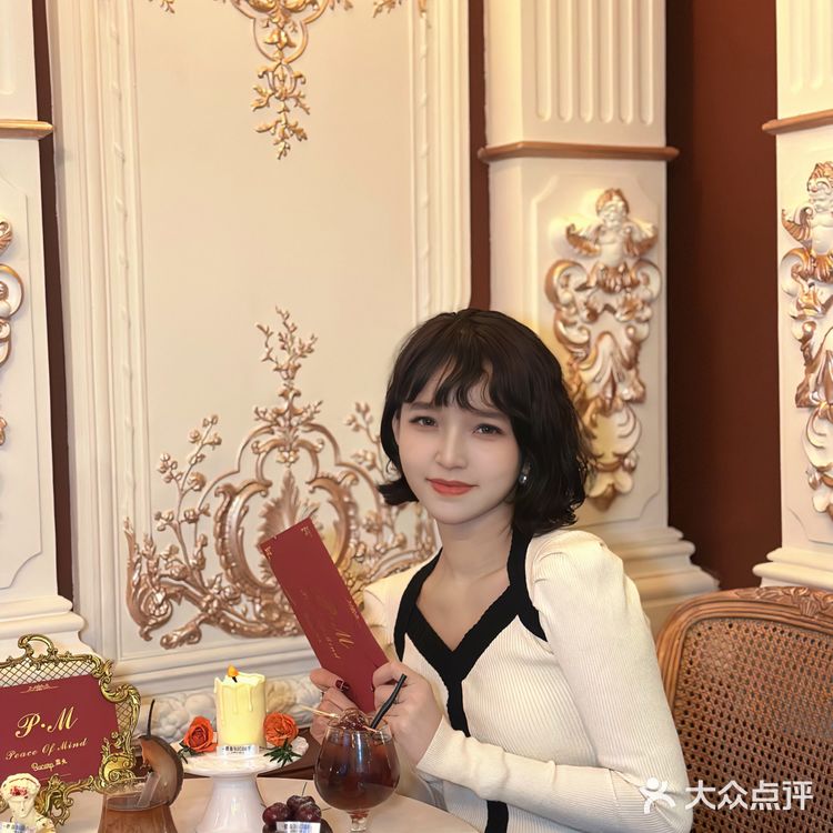 打卡✅哈尔滨中央大街你一定要去的咖啡店☕️