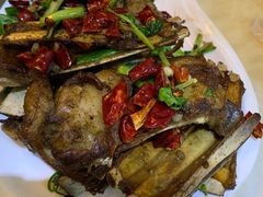 -悦牧·酸汤牛肉火锅(沃尔玛店)