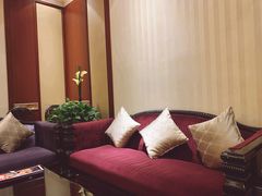 -万龙洲海鲜(大兴绿地缤纷城店)