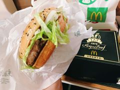 北美安格斯厚牛肉堡-麦当劳(望京国际商业中心店)