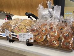 -巴黎贝甜(大宁国际商业广场店)