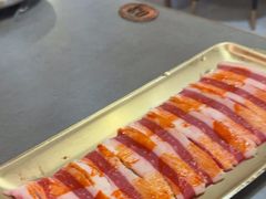 -围炉肉舍•炭烤活鳗•丹东海鲜烤肉(步行街店)