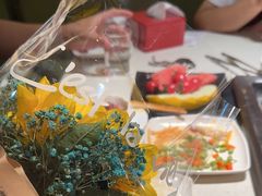 -海底捞火锅(银泰中心店)