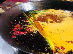 -周幺妹重庆老火锅(银泰城总店)