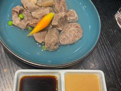 清泉小牛肉-柒园·三十年创意杭帮菜(龙湖滨江天街店)