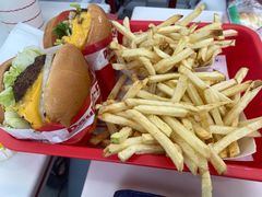 Double Double-In-N-Out Burger(LAX)