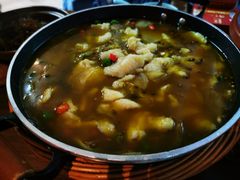 -有红鸡毛店·川菜(建设路店)