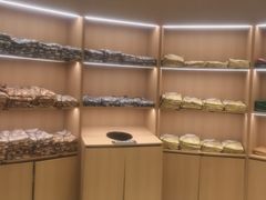 -涨巢·潮玩水疗局