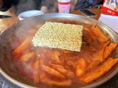 -喇喇排骨火锅·传统韩式脊骨汤(望京西园总店)