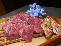 -铭牛烧肉·和牛海鲜自助(高新月牙湖店)