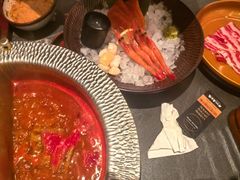 -牛YO寿喜烧·铁板烧和牛火锅自助(市府恒隆店)