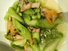 -品悦酒店(三林古镇店)