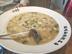 -严记小天府酸菜鱼(西四路店)