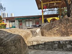 -大石鼓山庄·珠海第一烧猪