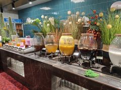 -金马门国际美食百汇(珞喻路店)