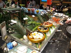 -安徽饭店·白鹭阁自助餐厅(梅山路店)