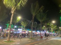 -大学城夜市