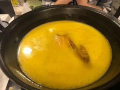 -鲜入围煮花胶鸡海鲜火锅