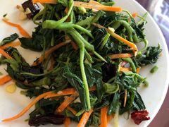 人参菜-北京龙庆四季香农家饭庄·灶台鱼·碳烤虹鳟鱼(龙庆峡店)