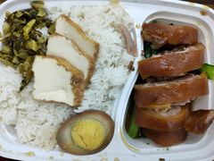 卤水猪手饭-星仔记烧腊饭店(五山店)