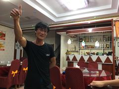 -坝上特色美食城