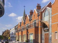 -钟书阁(松江泰晤士小镇店)