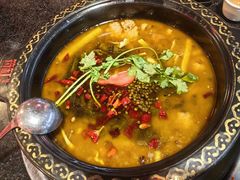 -符缸酸菜鸡(华阳店)