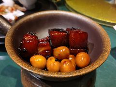 雀舌蟹粉狮子头-荷风细雨·中国茶宴(碧云店)