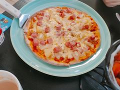 萨拉米披萨-莫多多餐厅