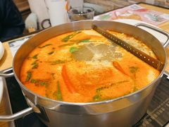 -樾餐厅泰式海鲜火锅(民歌湖店)