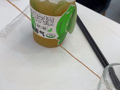 -休记光头香辣蟹干锅(绵竹店)