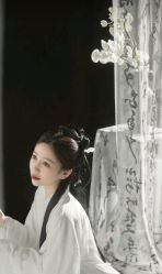 -克拉女神写真馆·匠心定制