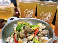 -京狮炙燥·精酿烧烤(首经贸店)