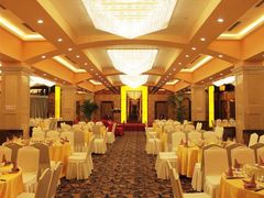 -山明水秀大饭店