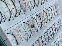 -潘多拉眼镜·蔡司依视路明月(潘家园店)