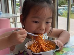 -水桶王国主题餐厅·聚会·生日派对·亲子活动·家庭套餐(亚龙湾希尔顿店)