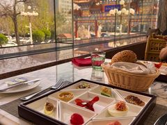 -北京贵宾楼饭店 红墙咖啡厅